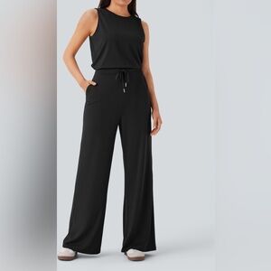 Halara Keyhole Romper Size M NWT